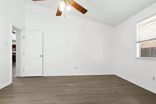 6922 Skyline Park Dr, Katy, TX 77449 - Photo 15
