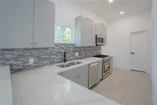 1515 Fairbanks St, Houston, TX 77009 - Photo 15