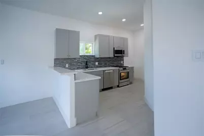 1515 Fairbanks Street, Houston, TX 77009 - Photo 13