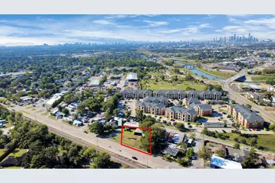 6239 Griggs Road, Houston, TX 77023 - Photo 7