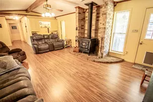 503 Magnolia Dr, Jefferson, TX 75657 - Photo 5