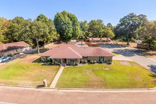 503 Magnolia Dr, Jefferson, TX 75657 - Photo 37