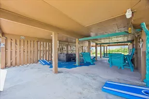 920 4th St, Port Bolivar, TX 77650 - Photo 27