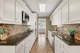 814 E X St, Deer Park, TX 77536 - Photo 11