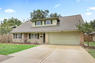 814 E X St, Deer Park, TX 77536 - Photo 1