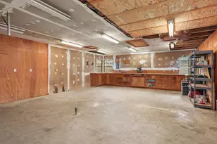 814 E X St, Deer Park, TX 77536 - Photo 35