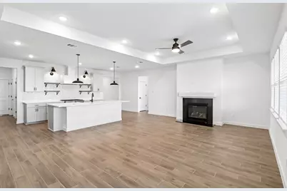 12406 Old Fashion Circle, Mont Belvieu, TX 77535 - Photo 11