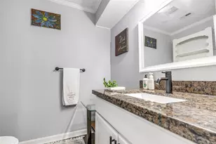 605 S Remington Dr, Angleton, TX 77515 - Photo 13