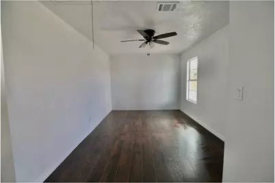 409 Robert Lee Road, Houston, TX 77009 - Photo 17
