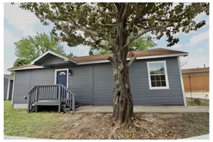 409 Robert Lee Rd, Houston, TX 77009 - Photo 5