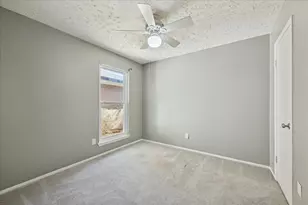 439 Reseda Dr, Houston, TX 77598 - Photo 11