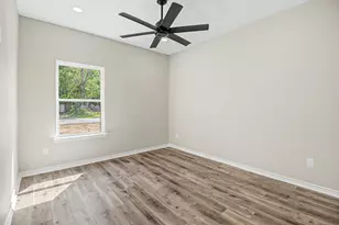 509 Milam St, Hearne, TX 77859 - Photo 11