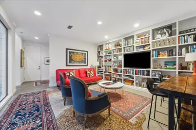 10 S Briar Hollow Lane #55, Houston, TX 77027 - Photo 5