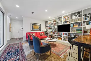 10 S Briar Hollow Ln, Houston, TX 77027 - Photo 5