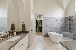 4057 Breakwood Dr, Houston, TX 77025 - Photo 11
