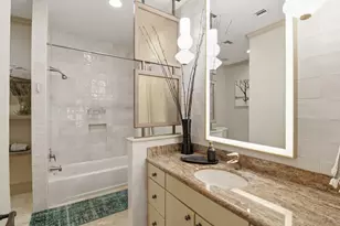 4057 Breakwood Dr, Houston, TX 77025 - Photo 15