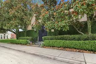 4057 Breakwood Dr, Houston, TX 77025 - Photo 3