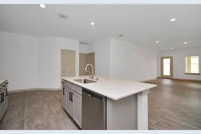 14515 Rain Tree Drive, Baytown, TX 77523 - Photo 13