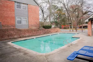 2401 Sycamore, Huntsville, TX 77340 - Photo 17