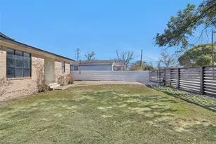 2601 Creston Dr, Houston, TX 77026 - Photo 3