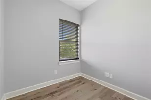 8419 Observatory St, Houston, TX 77088 - Photo 19