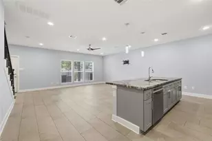 8419 Observatory St, Houston, TX 77088 - Photo 5