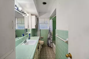 407 Lazy Ln, Anahuac, TX 77514 - Photo 19