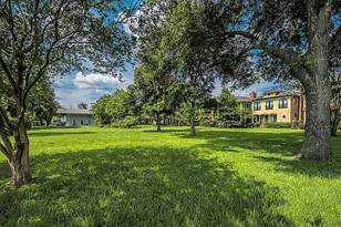 1137 W 24th St, Houston, TX 77008 - Photo 35