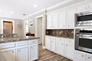 17418 Spicewood Springs Ln, Spring, TX 77379 - Photo 11