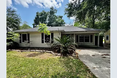 4535 Clermont Avenue, Groves, TX 77619 - Photo 1