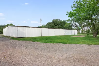 1013 Park Prairie Road, Fayetteville, TX 78940 - Photo 19
