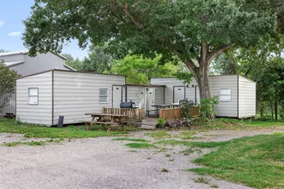 1013 Park Prairie Road, Fayetteville, TX 78940 - Photo 21