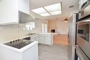 7327 Osage St, Houston, TX 77036 - Photo 17