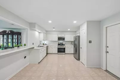 18015 Forest Cedars Drive, Houston, TX 77084 - Photo 15