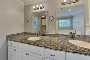 3918 Forest Village Dr, Houston, TX 77339 - Photo 13