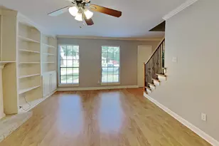 3918 Forest Village Dr, Houston, TX 77339 - Photo 5