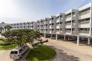 6102 Seawall Blvd, Galveston, TX 77551 - Photo 23