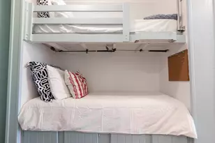 6102 Seawall Blvd, Galveston, TX 77551 - Photo 11