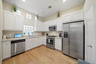 8705 Bryam St, Houston, TX 77061 - Photo 3