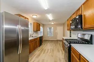 4635 Linden Pl, Pearland, TX 77584 - Photo 9