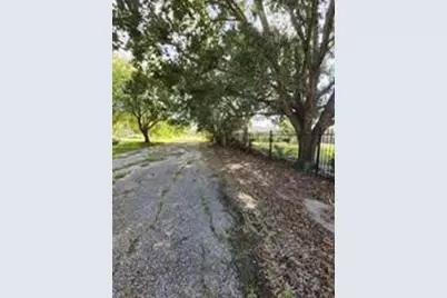 2200 Golden Avenue, Bay City, TX 77414 - Photo 21