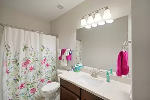 2020 Borthwick Ln, Conroe, TX 77301 - Photo 15