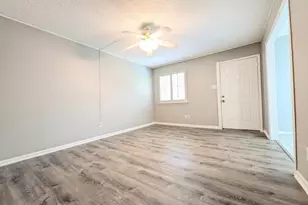 12027 Greenwood Forest Dr, Houston, TX 77066 - Photo 7