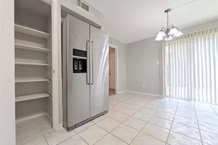 12027 Greenwood Forest Dr, Houston, TX 77066 - Photo 11