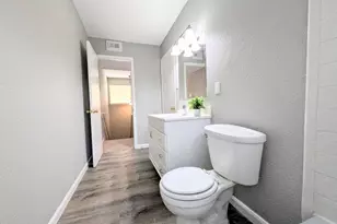 12027 Greenwood Forest Dr, Houston, TX 77066 - Photo 13