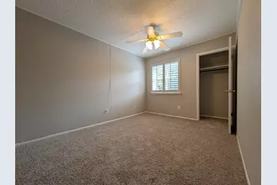 12027 Greenwood Forest Drive #B, Houston, TX 77066 - Photo 17