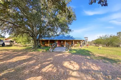 6347 Old Goliad Rd Road, Goliad, TX 77963 - Photo 1