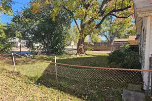 305 Helen Dr, Deer Park, TX 77536 - Photo 13