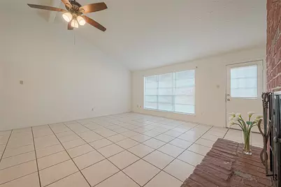 3806 Embarcadero Drive, Houston, TX 77082 - Photo 7