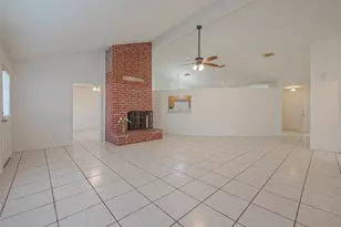 3806 Embarcadero Dr, Houston, TX 77082 - Photo 9